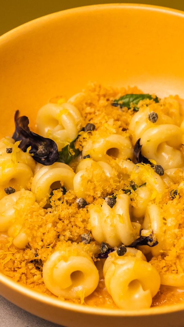 girelle, lemon, lemon, lemon, capers, basil