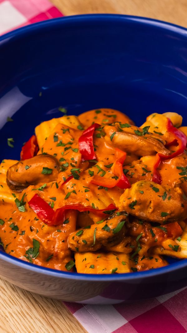 riggies, mussels, sweet & hot peppers